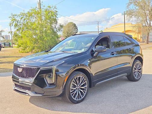 2024 Cadillac XT4 Sport