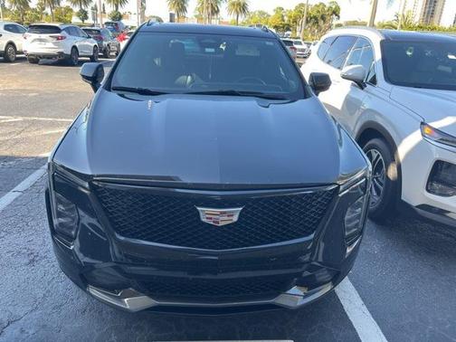 2024 Cadillac XT4 Sport