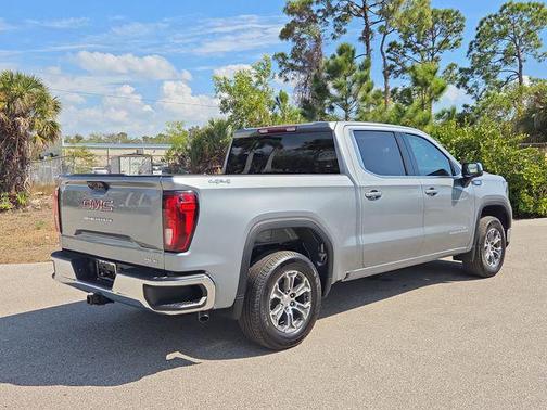 2026 GMC Sierra 1500 SLE