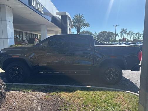 2025 GMC Canyon Elevation