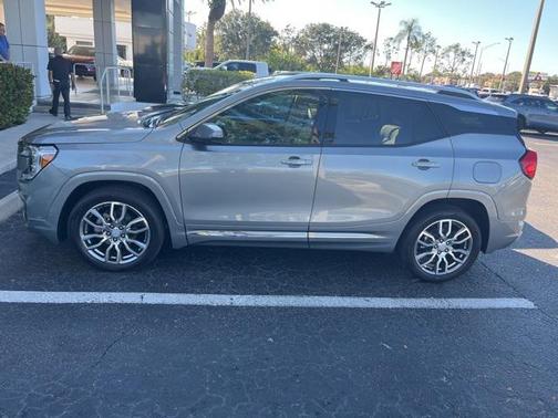 2023 GMC Terrain Denali