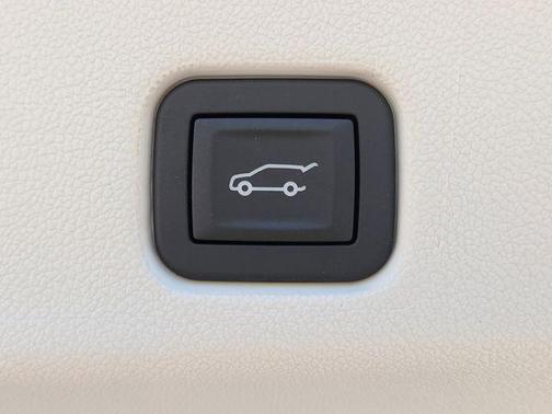 moonstone gray metallic 2026 Buick Enclave Avenir FWD