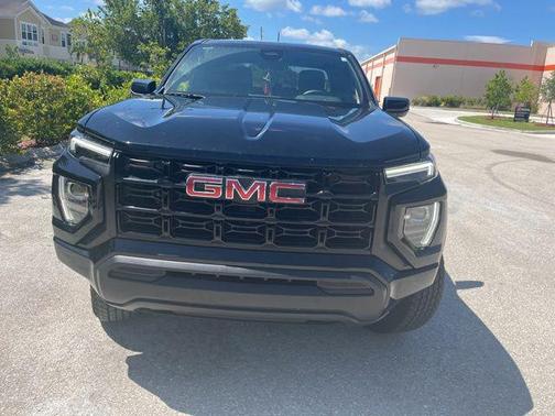 Onyx Black 2024 GMC Canyon Elevation