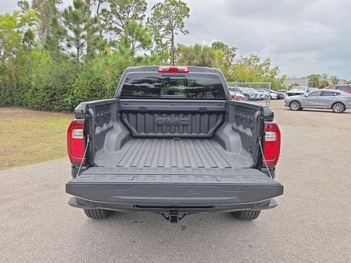Onyx Black 2026 GMC Canyon AT4