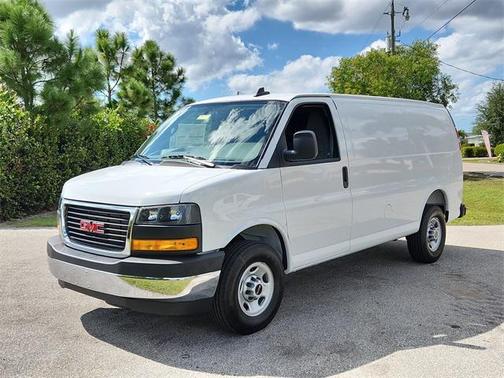 2025 GMC Savana 2500 Work Van