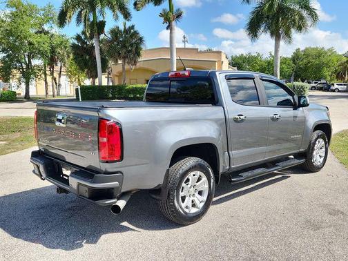 Steel Metallic 2022 Chevrolet Colorado LT