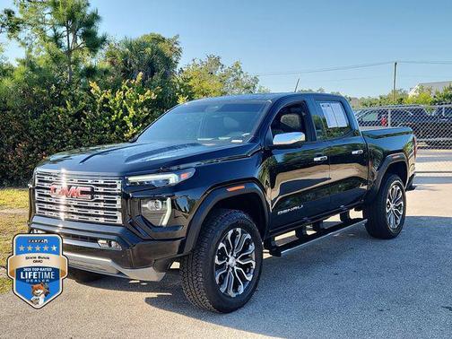 Onyx Black 2023 GMC Canyon Denali
