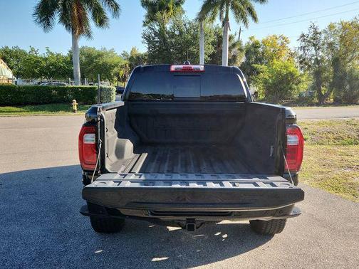 Onyx Black 2023 GMC Canyon Denali