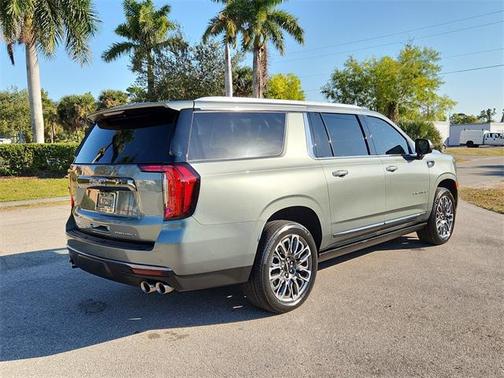 2023 GMC Yukon XL Denali Ultimate