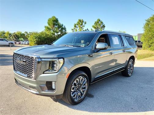 2023 GMC Yukon XL Denali Ultimate