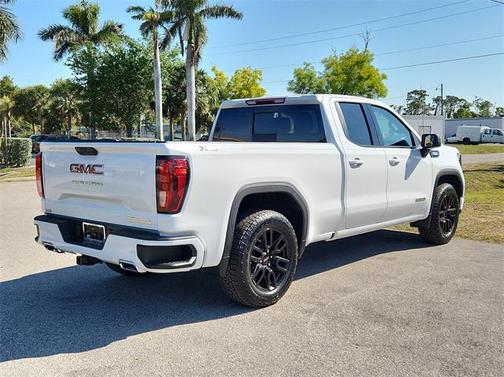 2025 GMC Sierra 1500 Elevation