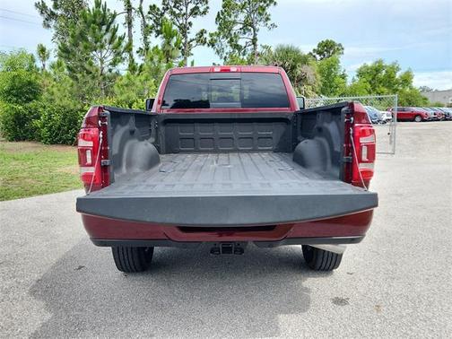 2023 RAM 3500 Laramie Crew Cab 4x4 8' Box