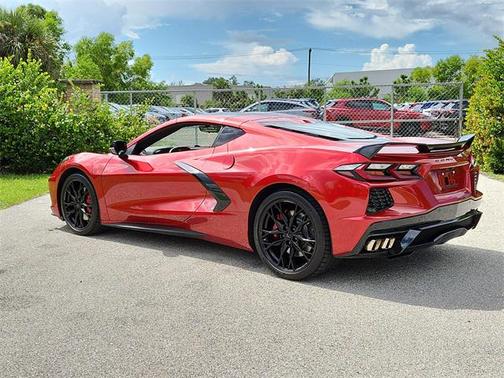 2022 Chevrolet Corvette Stingray w/2LT