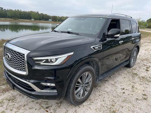 2021 INFINITI QX80 Luxe