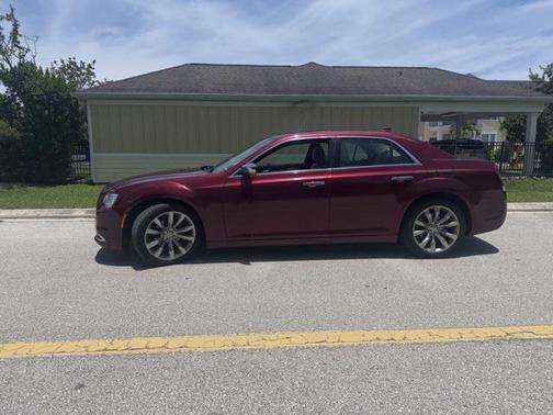 2016 Chrysler 300 S
