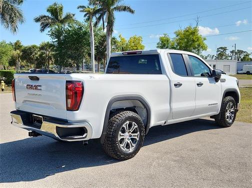 2025 GMC Sierra 1500 Pro