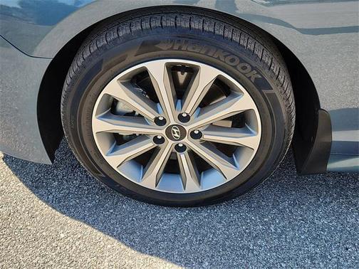 2016 Hyundai SONATA Limited