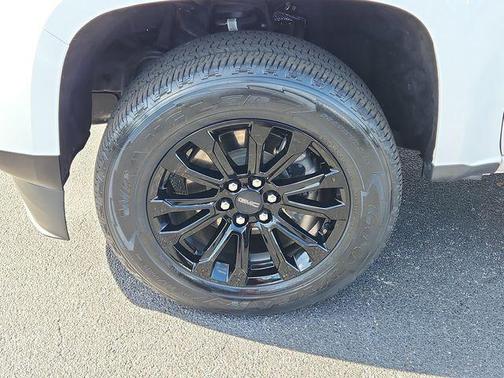 Summit White 2022 GMC Canyon Elevation