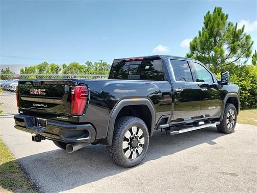 2025 GMC Sierra 2500 Denali