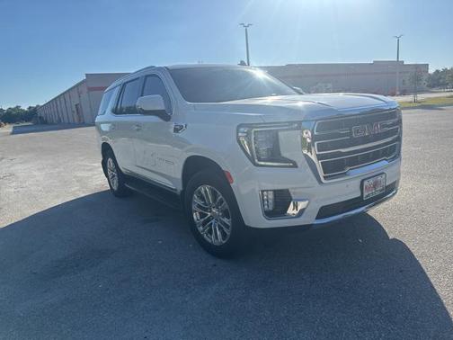 2022 GMC Yukon SLT