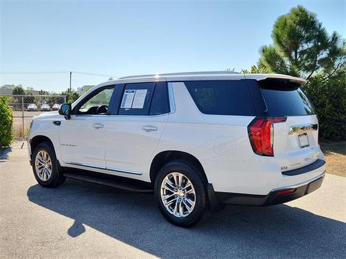 2022 GMC Yukon SLT