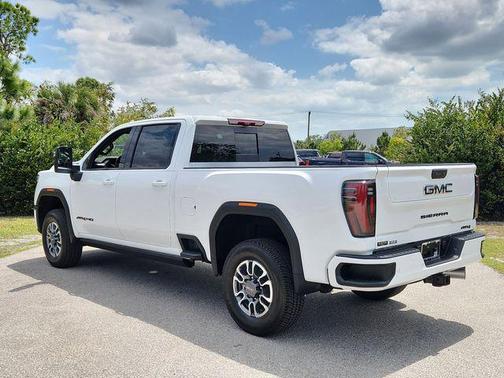 Summit White 2026 GMC Sierra 2500 AT4