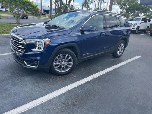 2022 GMC Terrain SLT