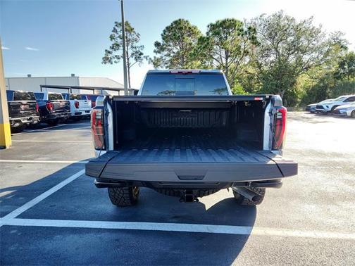 2025 GMC Sierra 2500 AT4