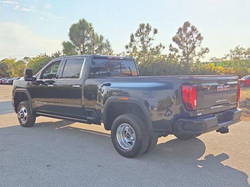 2022 GMC Sierra 3500 Denali