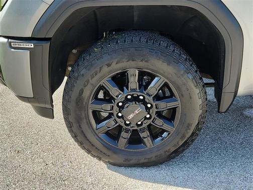 2024 GMC Sierra 2500 AT4