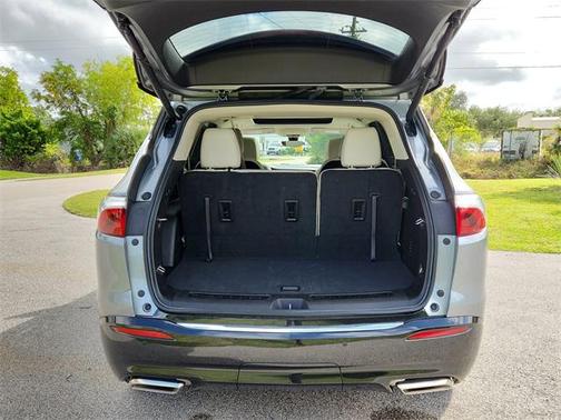 2023 Buick Enclave Premium FWD