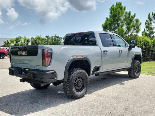 2025 GMC Sierra 2500 AT4