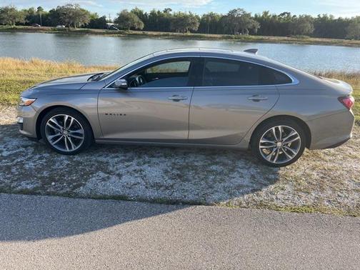 2022 Chevrolet Malibu FWD Premier