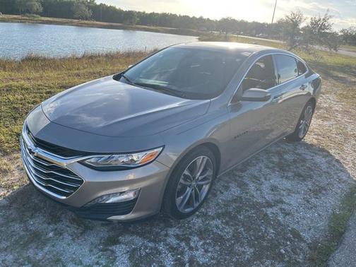 2022 Chevrolet Malibu FWD Premier