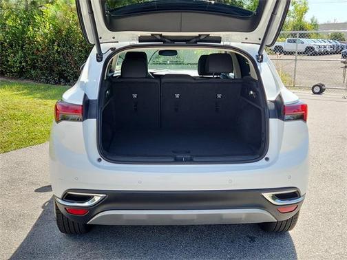 2023 Buick Envision Essence FWD