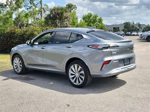 2025 Buick Envista Avenir FWD