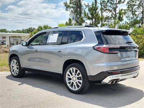 2024 GMC Acadia Denali