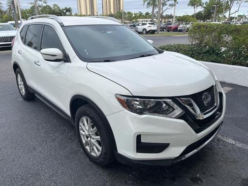 2020 Nissan Rogue SV