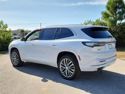 2026 Buick Enclave Avenir