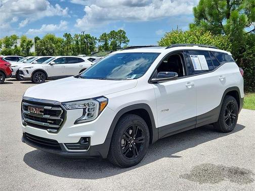 2022 GMC Terrain AWD AT4