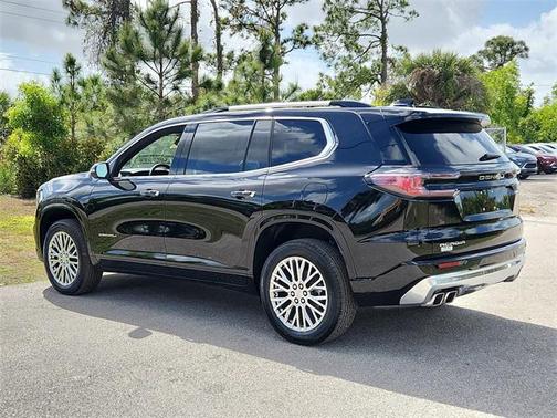 2025 GMC Acadia Denali
