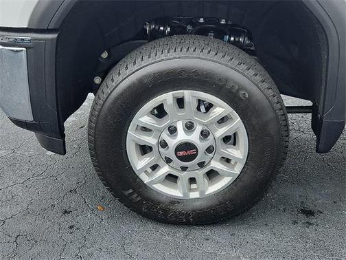 2025 GMC Sierra 2500 Base