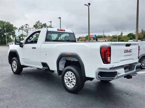 2025 GMC Sierra 2500 Base