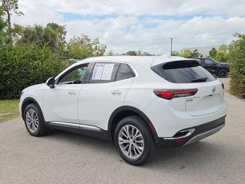 Summit White 2022 Buick Envision FWD Preferred
