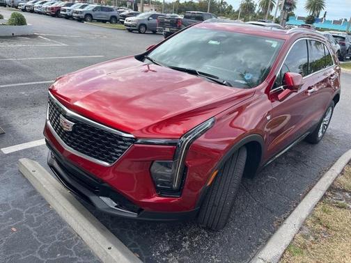 2025 Cadillac XT4 Premium Luxury