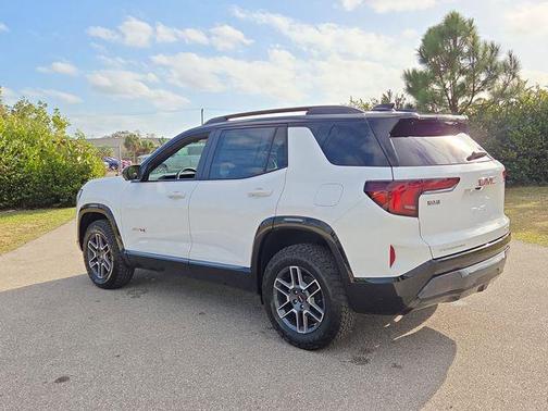 2026 GMC Terrain AWD AT4