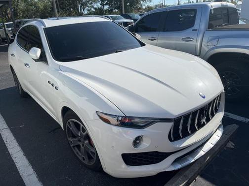2017 Maserati Levante Base