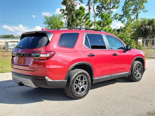 2023 Honda Pilot AWD TrailSport