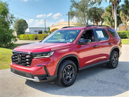2023 Honda Pilot AWD TrailSport