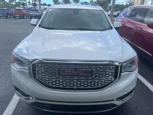 2018 GMC Acadia Denali